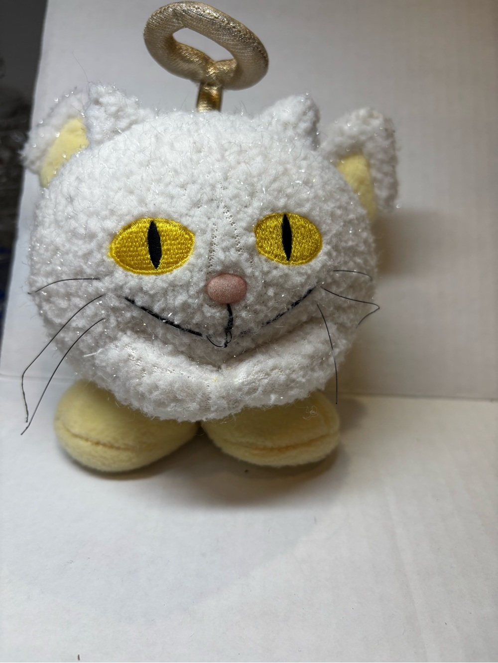 Vintage 2002 NEOPETS Angelpuss 6” pre owned